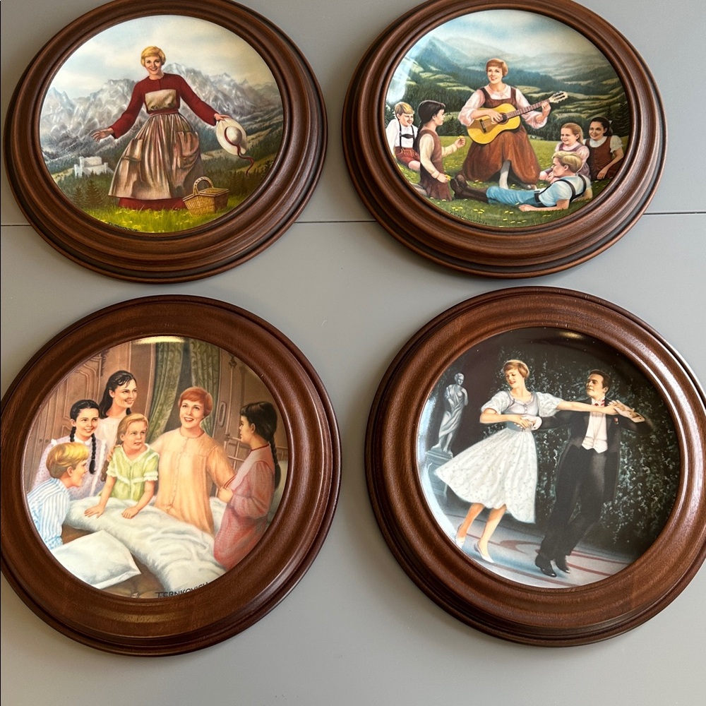 Rare Set of 4 Framed Sound of Music Collector Plates (1986 Knowles). Vintage